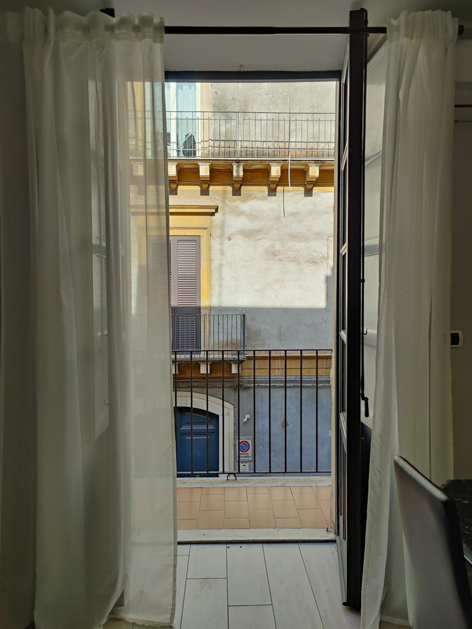 דירות קטאניה Delph'S House מראה חיצוני תמונה